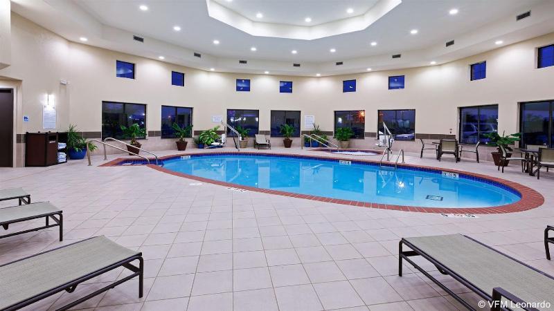Holiday Inn Express Hotels & Suites Greenville-Spartanburg/Duncan By Ihg Exterior photo
